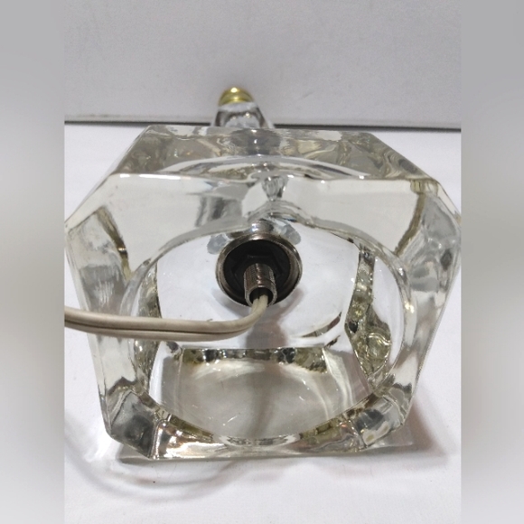 Leviton Vintage Crystal geometric cube prism lamp - Picture 5 of 11